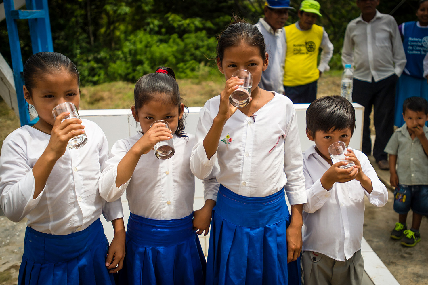 A few of Segundo's children drink safe water.